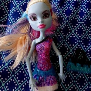 Mattel Monster High Scaris City of Frights Abbey Bominable 10.5-Inch Doll
